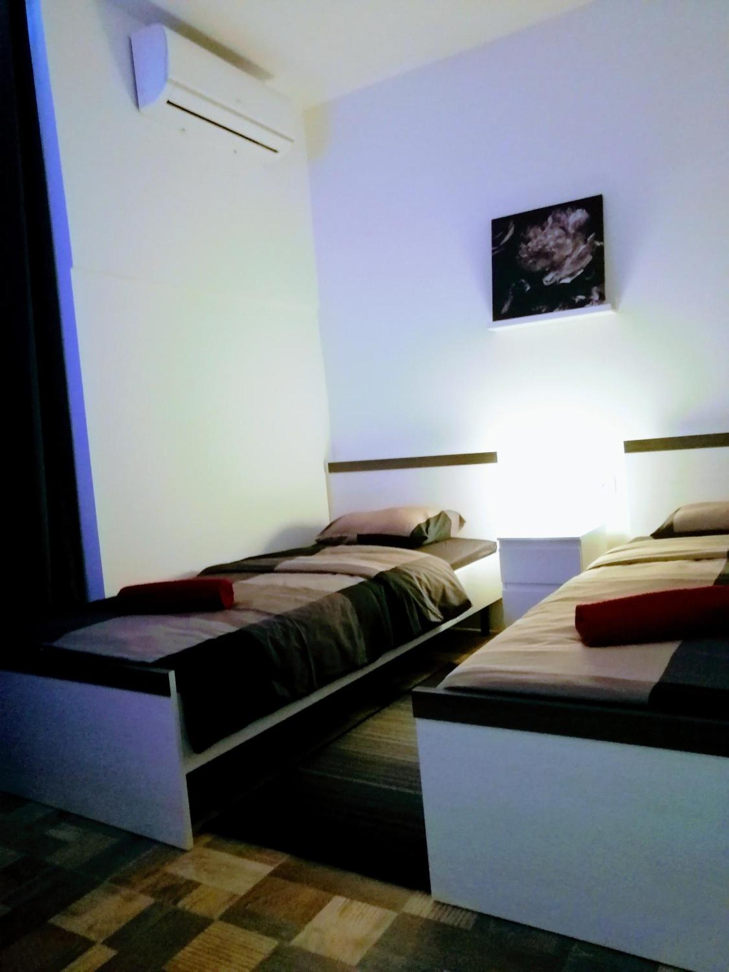 Pula Center - Studio Apartments מראה חיצוני תמונה