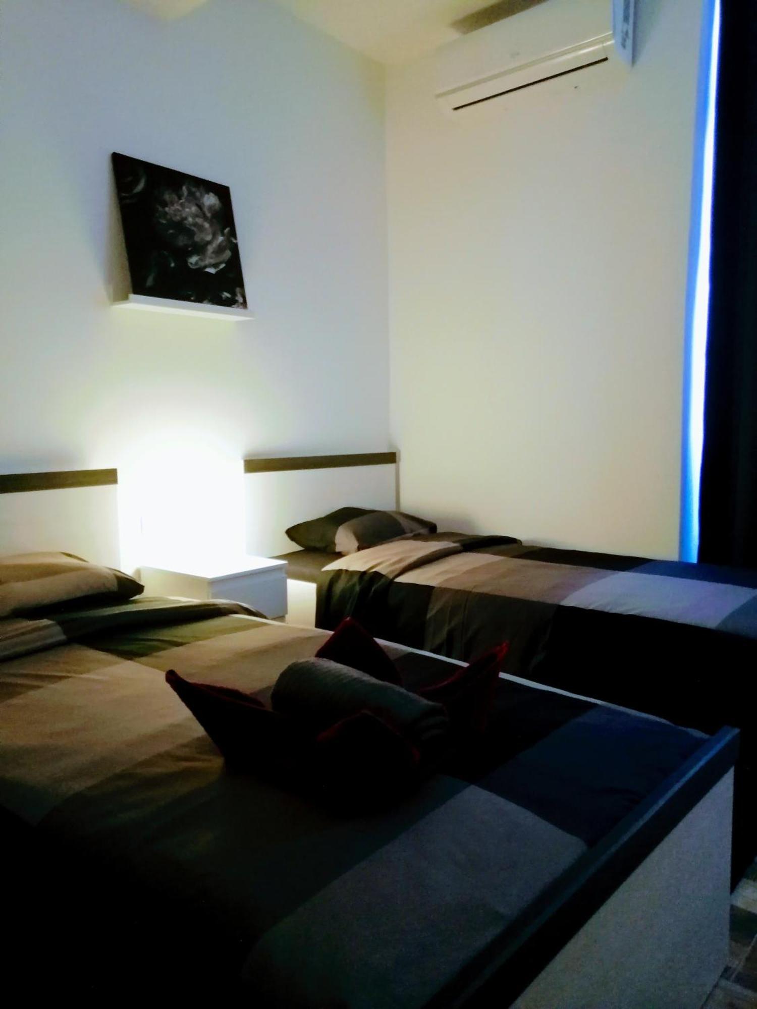 Pula Center - Studio Apartments מראה חיצוני תמונה